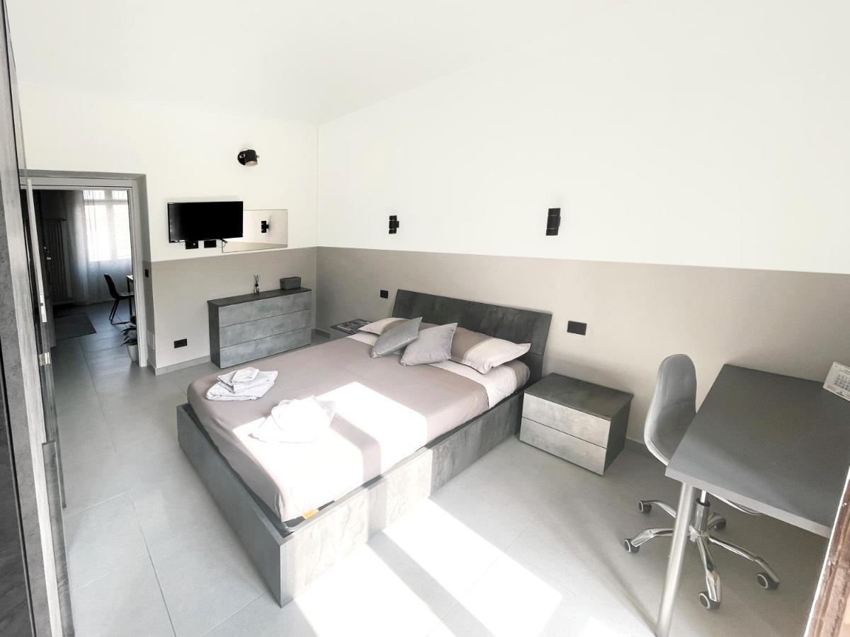 Апартаменты Porta Susa X6 - Freeparking Wi-Fi E Netflix Турин Экстерьер фото